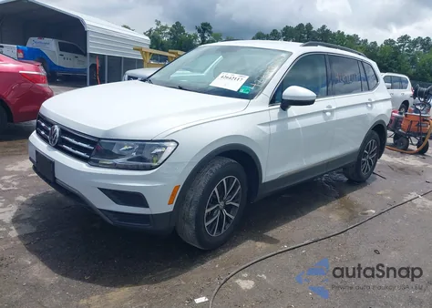 2020 Volkswagen Tiguan 2.0T Se/2.0T Se R-Line Black/2.0T Sel из США, поврежденный, VIN 3VV3B7AX0LM047933